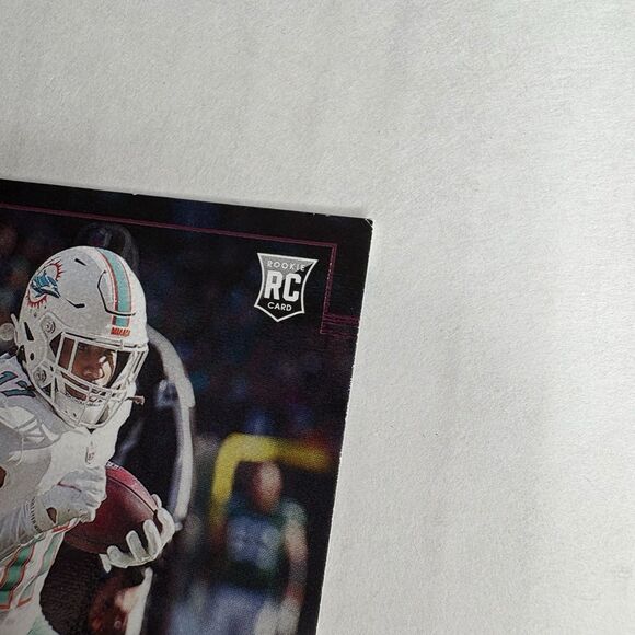 2021 Panini Chronicles - Panini Jaylen Waddle #PA-26 Pink (RC) Rookie Card - Picture 3 of 6